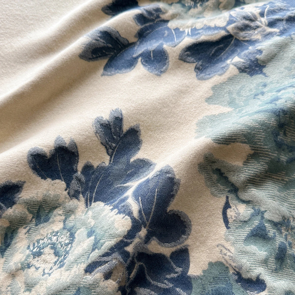 Elowen Cashmere-Feel Shawl